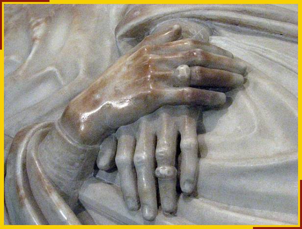 Hands of the monument