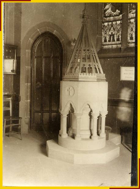 Vintage photograph of font