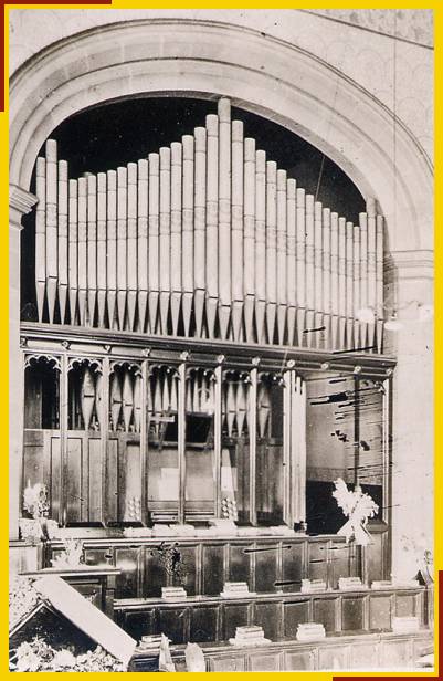 Vintage photograph of organ, destroyed by fire in 1972
